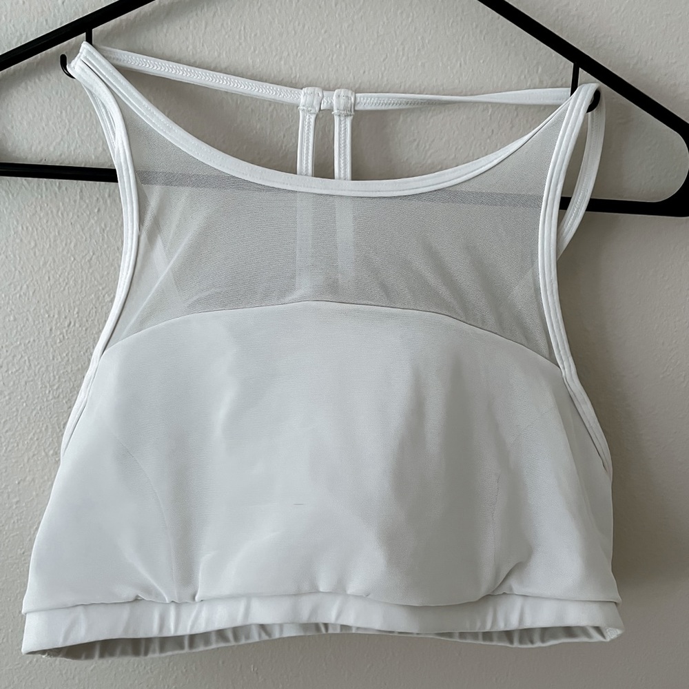 Rare Lululemon Mesh White Yoga bra! Size 8